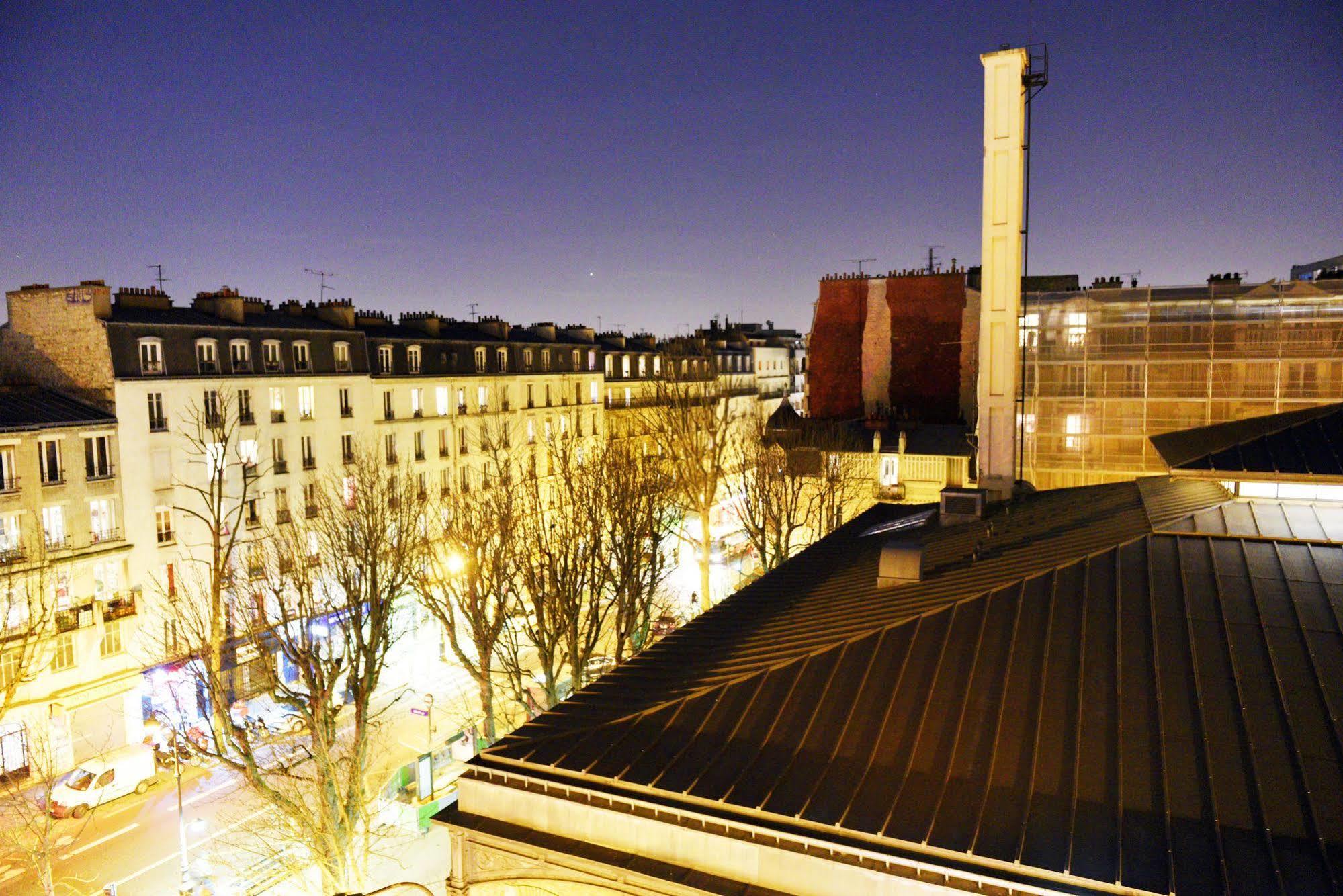 Hotel Ermitage Paris Exterior foto View of the 13th arrondissement